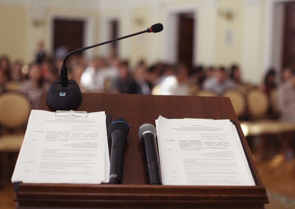 Crafting Impactful Business Speeches
