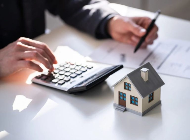 How Much Do Property Managers Get Paid In The UK Salary Guide Average how-much-do-property-managers-get-paid-in-the-uk-salary-guide-average